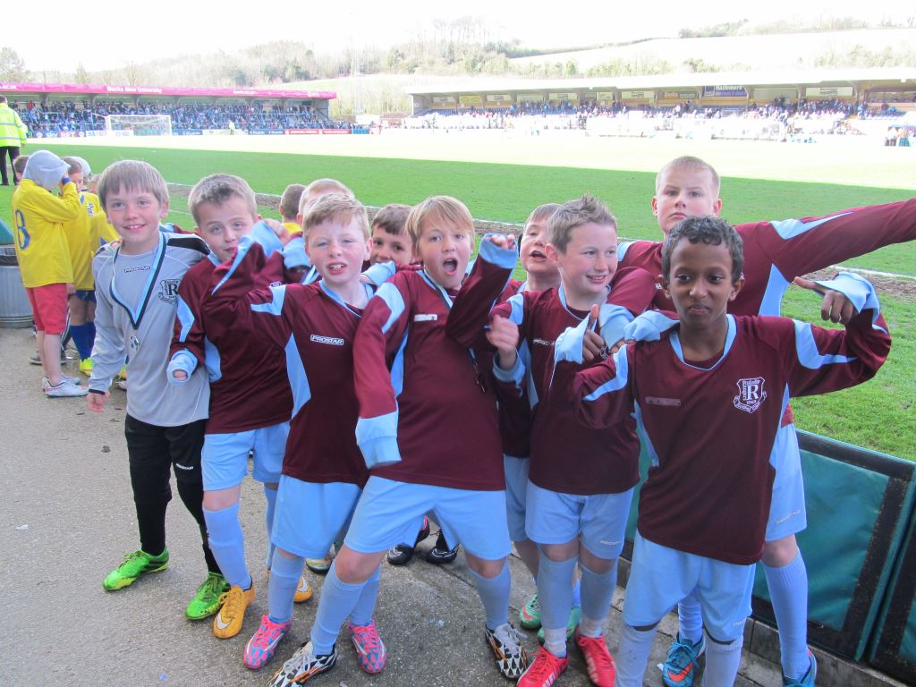 Ruislip Rangers Football Club Ruislip Rangers Football Club
